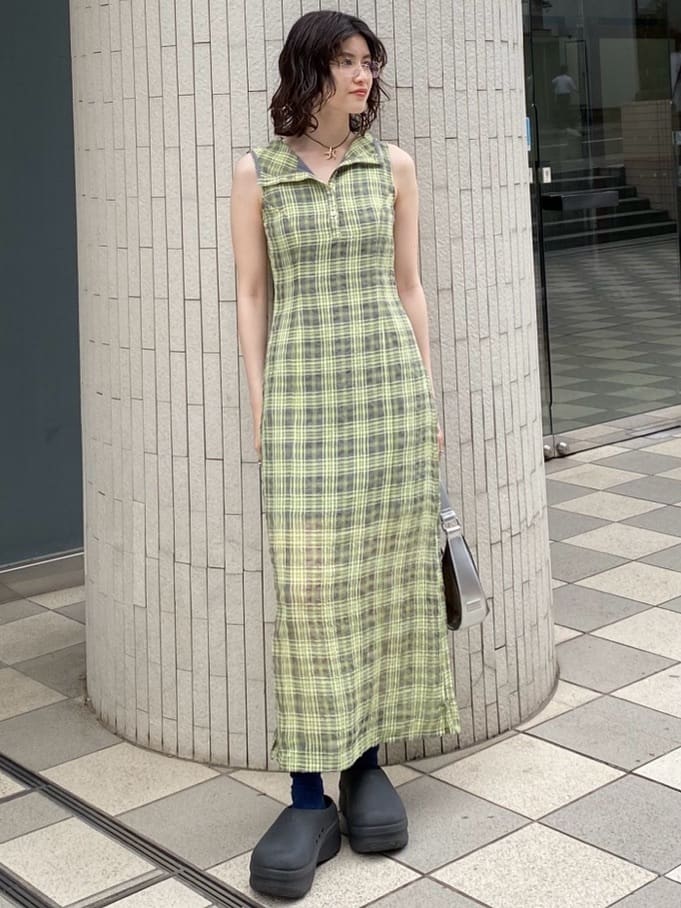moussyのHOODIE SLEEVELESS CHECK ドレスを使ったコーディネート 