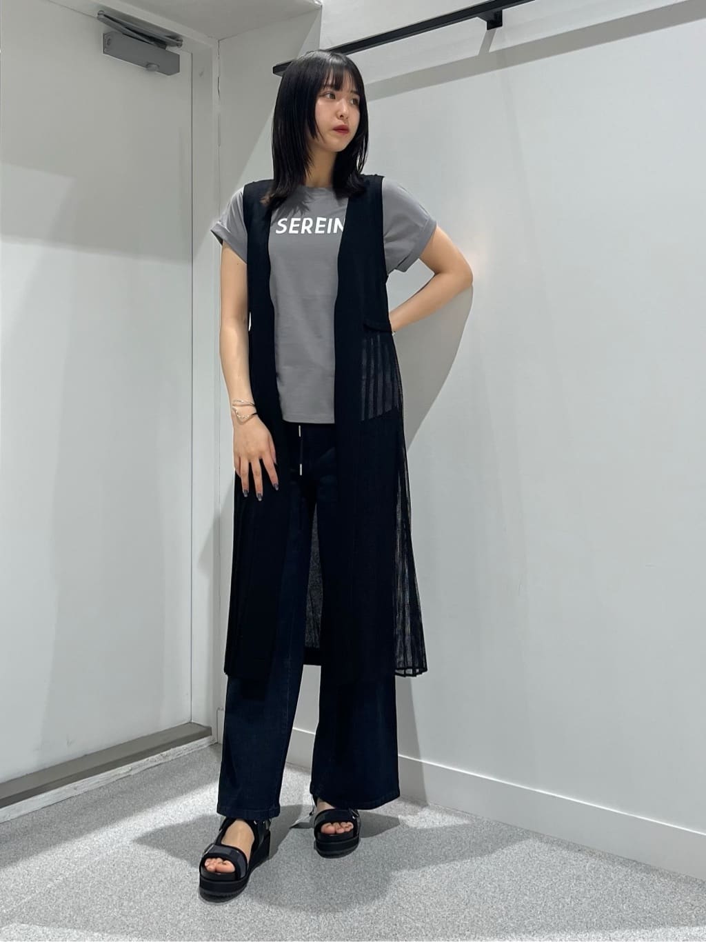 Vinのコーディネートを紹介します。｜Rakuten Fashion(楽天ファッション／旧楽天ブランドアベニュー)4137744