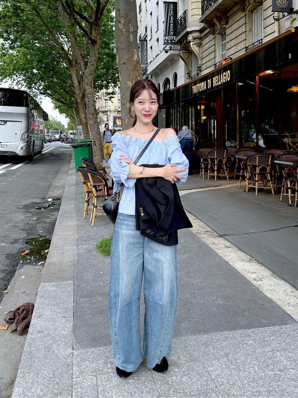 La boutique BonBonの【再入荷】ワイドデニムを使ったコーディネート 