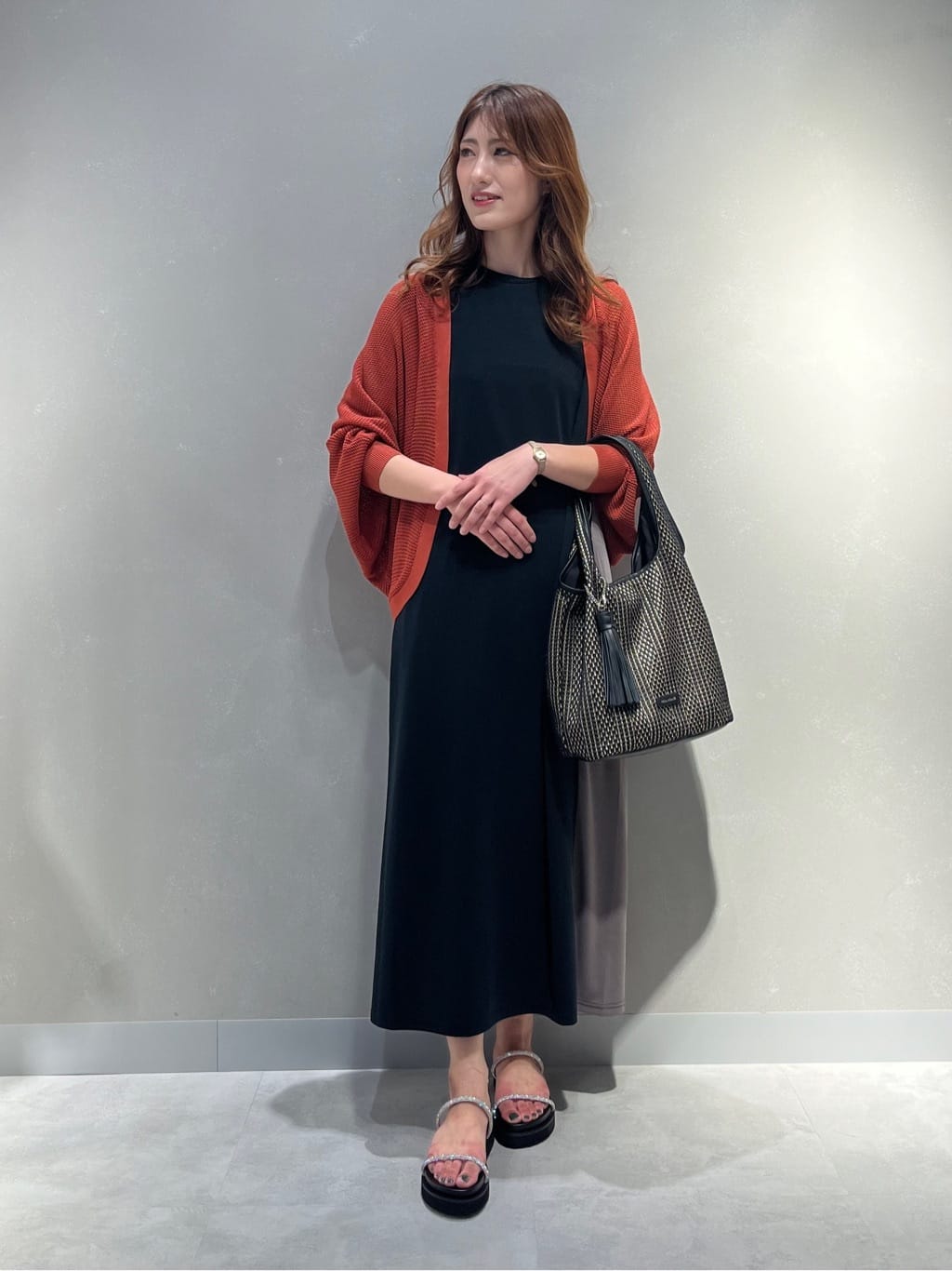 Vinのドルマンスリーブメッシュカーディガンを使ったコーディネートを紹介します。｜Rakuten Fashion(楽天ファッション／旧楽天ブランドアベニュー)4138812