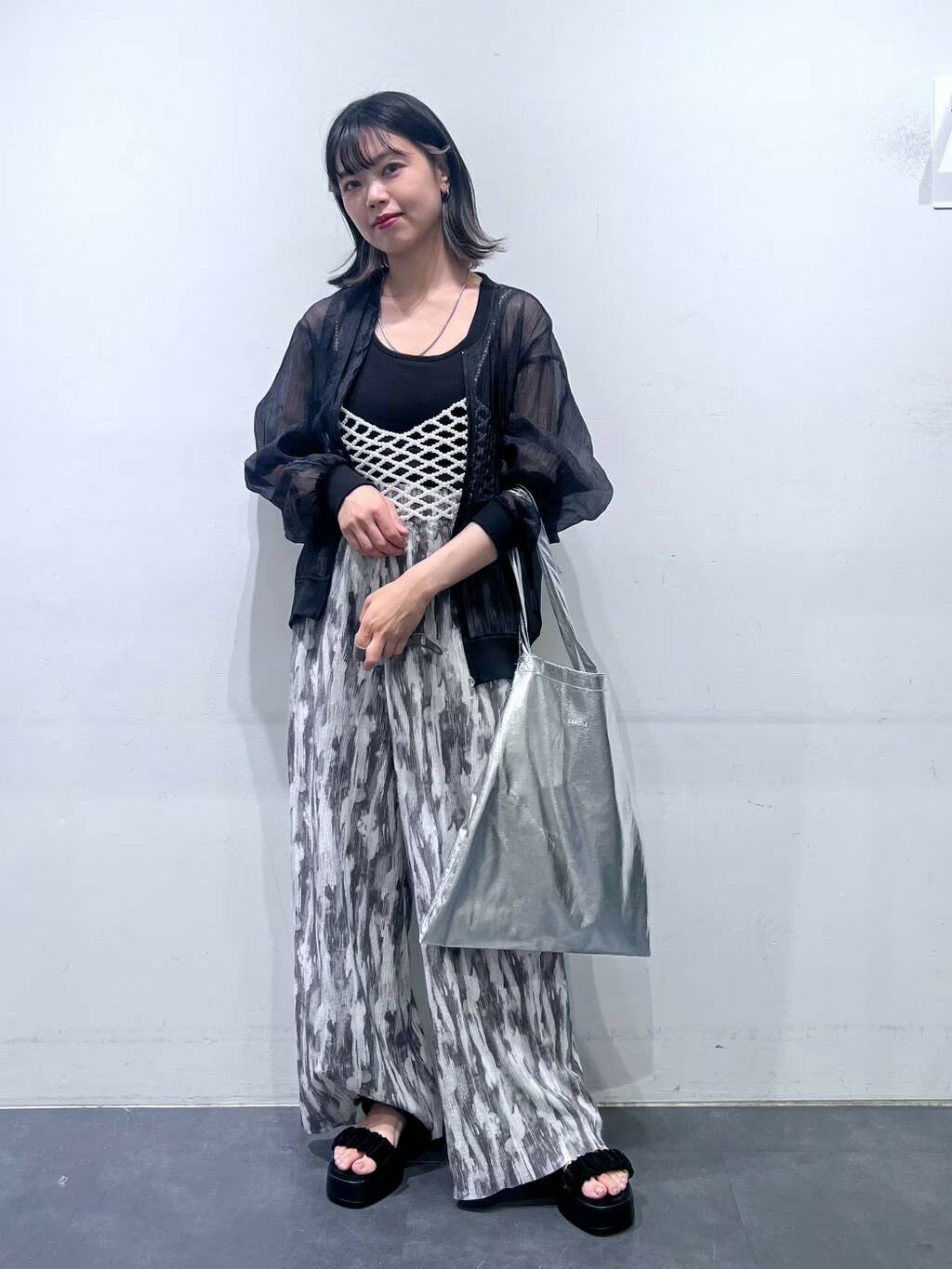 LAKOLEのアソートパールビスチェを使ったコーディネートを紹介します。｜Rakuten Fashion(楽天ファッション／旧楽天ブランドアベニュー)4151723