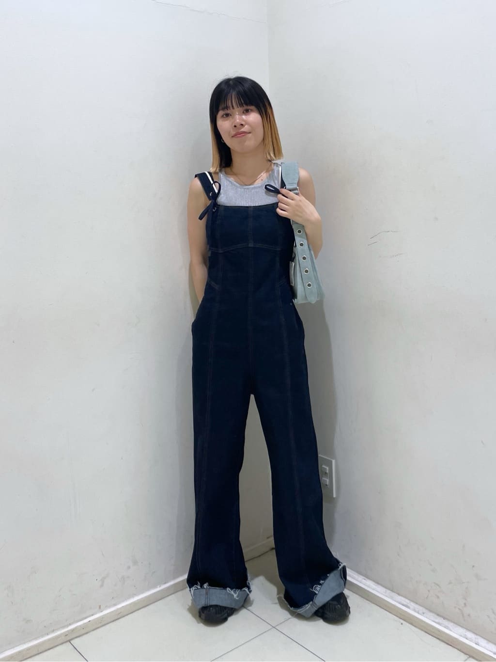 moussyのCORSET STRAP DENIM ジャンプスーツを使ったコーディネート 
