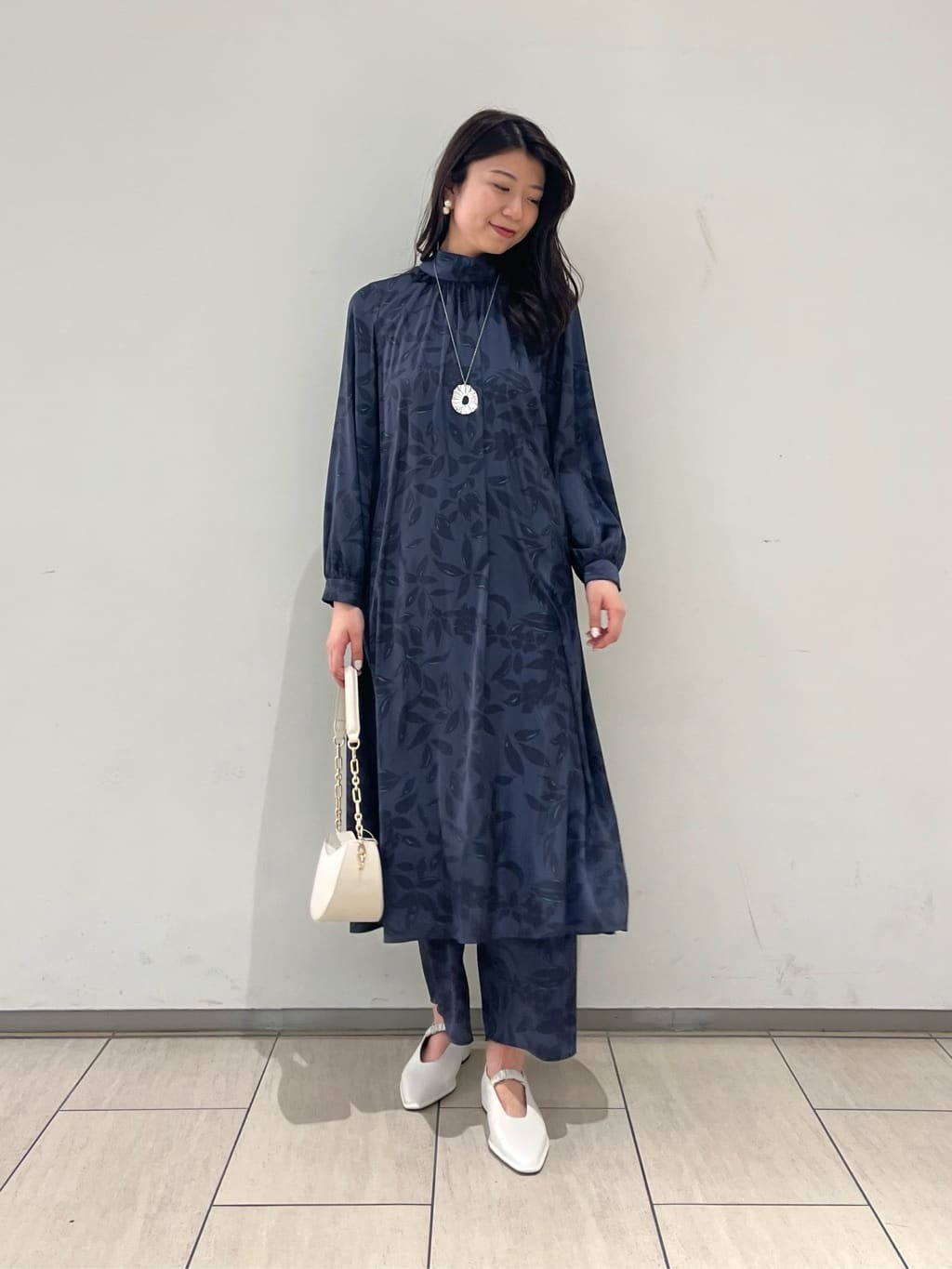 Vinのコーディネートを紹介します。｜Rakuten Fashion(楽天ファッション／旧楽天ブランドアベニュー)4160317