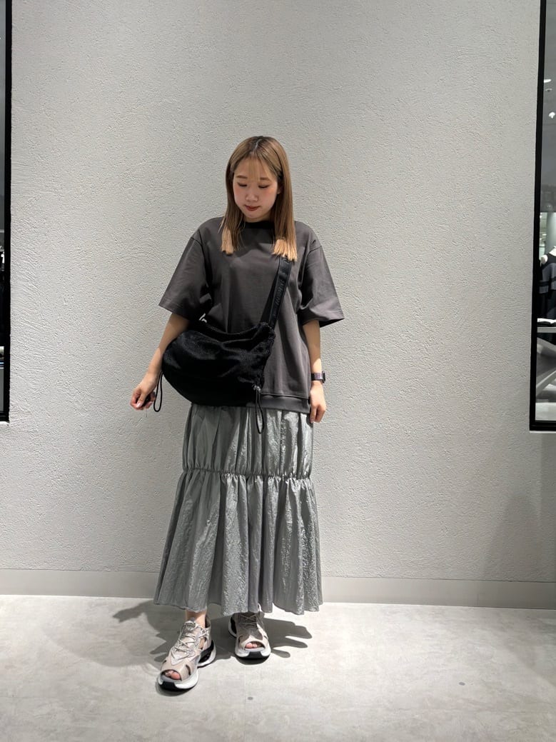 Vinのメッシュデザインバッグを使ったコーディネートを紹介します。｜Rakuten Fashion(楽天ファッション／旧楽天ブランドアベニュー)4162699