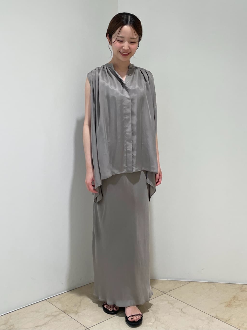 1er Arrondissementのキュプラツイルマーメイドスカートを使ったコーディネートを紹介します。｜Rakuten Fashion(楽天ファッション／旧楽天ブランドアベニュー)4172761