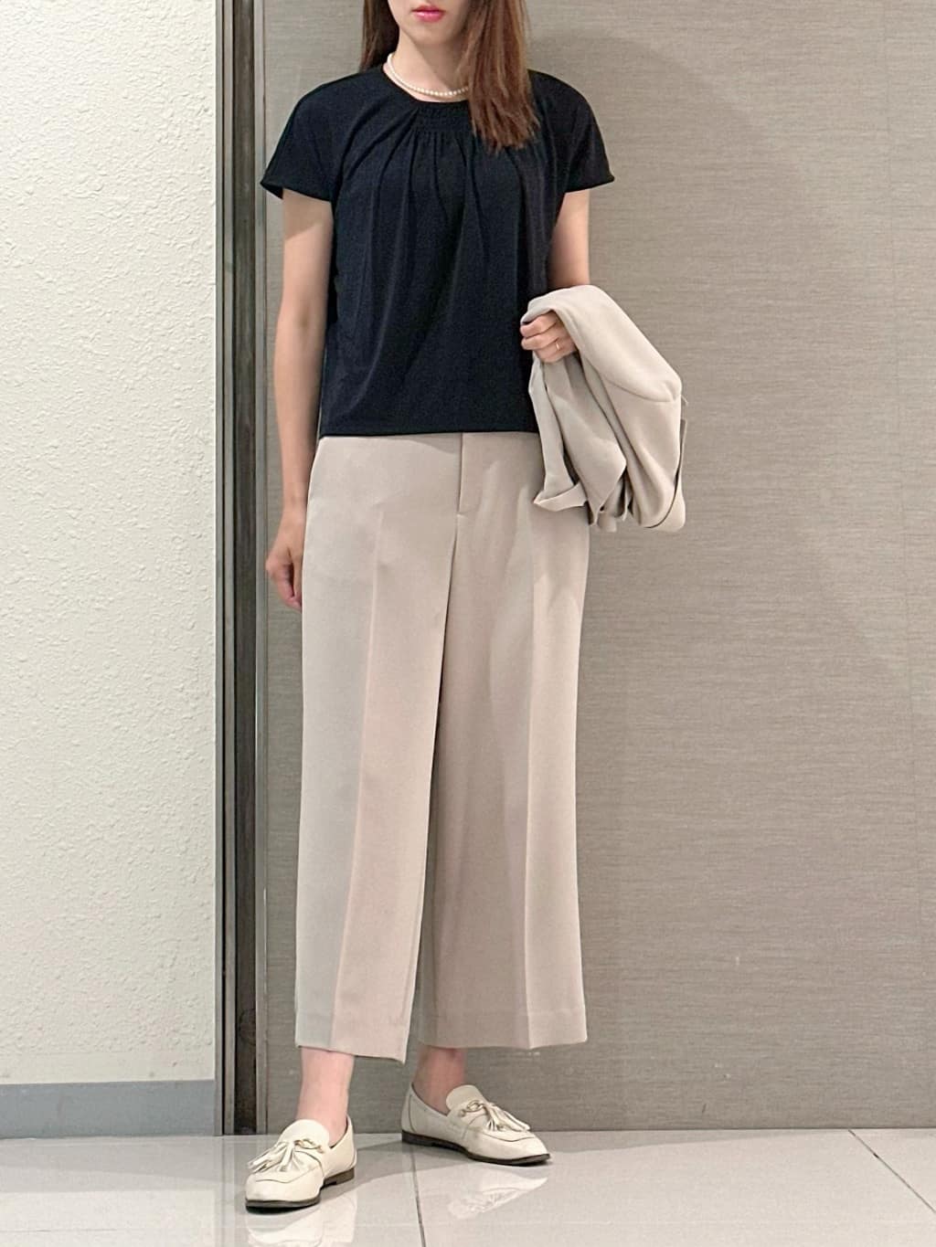 NEWYORKER L-SIZEの【L】【ウォッシャブル】ウォッシャブルWジョーゼット ノッチドラペル2釦ジャケットを使ったコーディネートを紹介します。｜Rakuten Fashion(楽天ファッション／旧楽天ブランドアベニュー)4174857