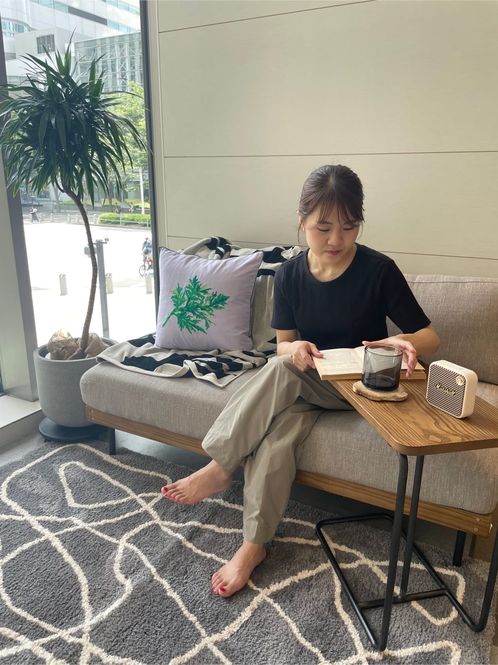 journal standard FurnitureのFERNERO RUG 120x160 フェルネロラグを使ったコーディネートを紹介します。｜Rakuten Fashion(楽天ファッション／旧楽天ブランドアベニュー)4177015