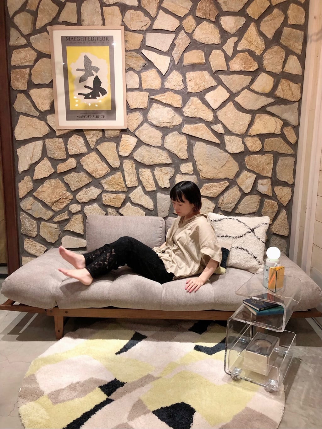 journal standard FurnitureのFEATHER CUSHION PRESS JSF クッション中材 45cm角を使ったコーディネートを紹介します。｜Rakuten Fashion(楽天ファッション／旧楽天ブランドアベニュー)4187560