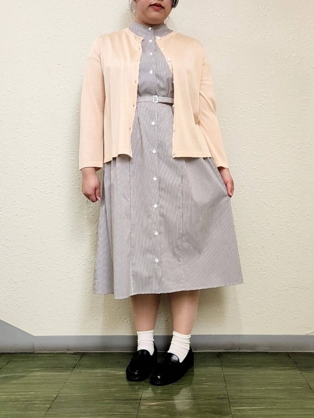 NEWYORKERのストレッチロンドンストライプ シャツワンピースを使ったコーディネートを紹介します。｜Rakuten Fashion(楽天ファッション／旧楽天ブランドアベニュー)4192722
