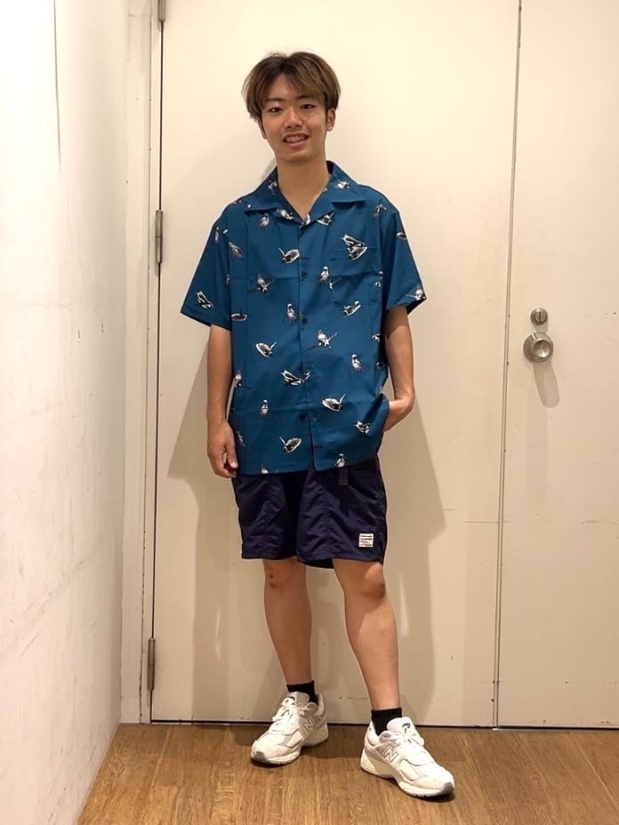 CRAFT STANDARD BOUTIQUEのレーヨンタッチポリアニマル柄オープンカラーシャツを使ったコーディネートを紹介します。｜Rakuten Fashion(楽天ファッション／旧楽天ブランドアベニュー)4200475