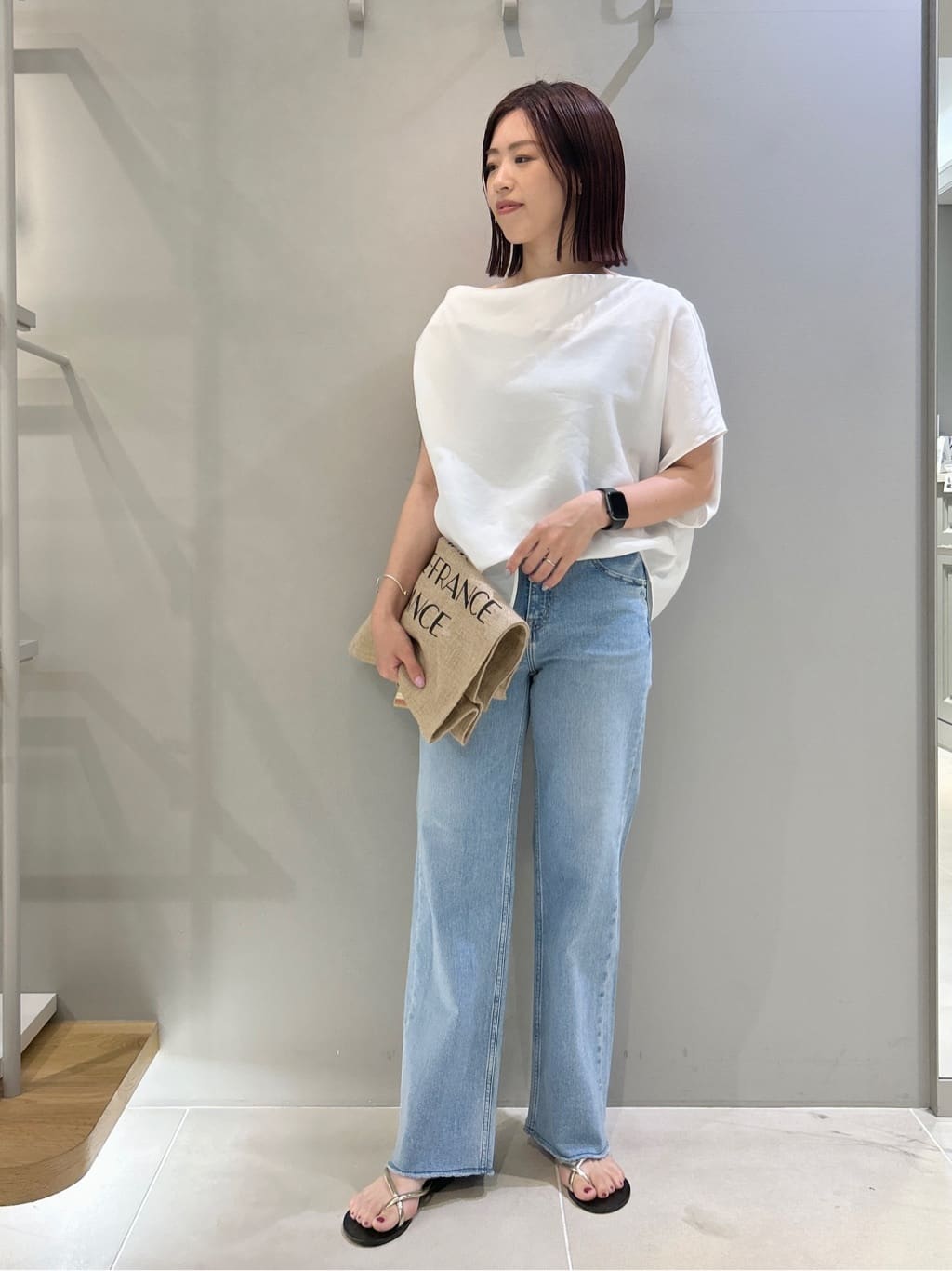 Rouge vif la cleのアシンメトリーデザインブラウスを使ったコーディネートを紹介します。｜Rakuten Fashion(楽天ファッション／旧楽天ブランドアベニュー)4208017