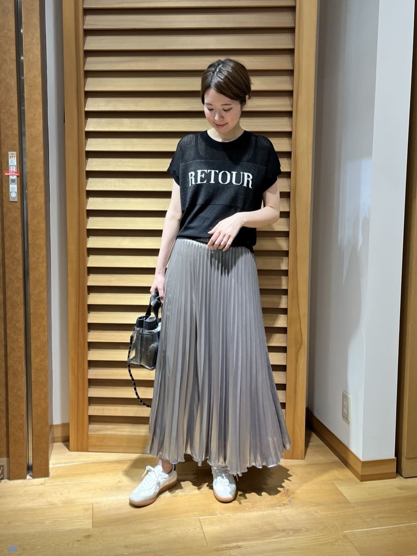 LASUDの透かし編みサマーロゴニットを使ったコーディネートを紹介します。｜Rakuten Fashion(楽天ファッション／旧楽天ブランドアベニュー)4209603