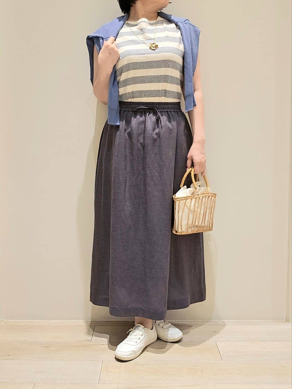 SIPULIの[ICE COTTON] 衿付きニットカーディガンを使ったコーディネートを紹介します。｜Rakuten Fashion(楽天ファッション／旧楽天ブランドアベニュー)4210358