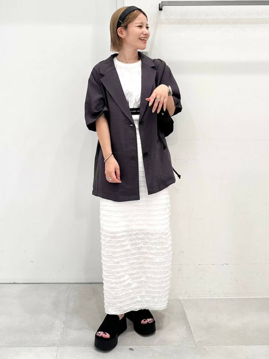 LAKOLEのメタルバングルを使ったコーディネートを紹介します。｜Rakuten Fashion(楽天ファッション／旧楽天ブランドアベニュー)4219037