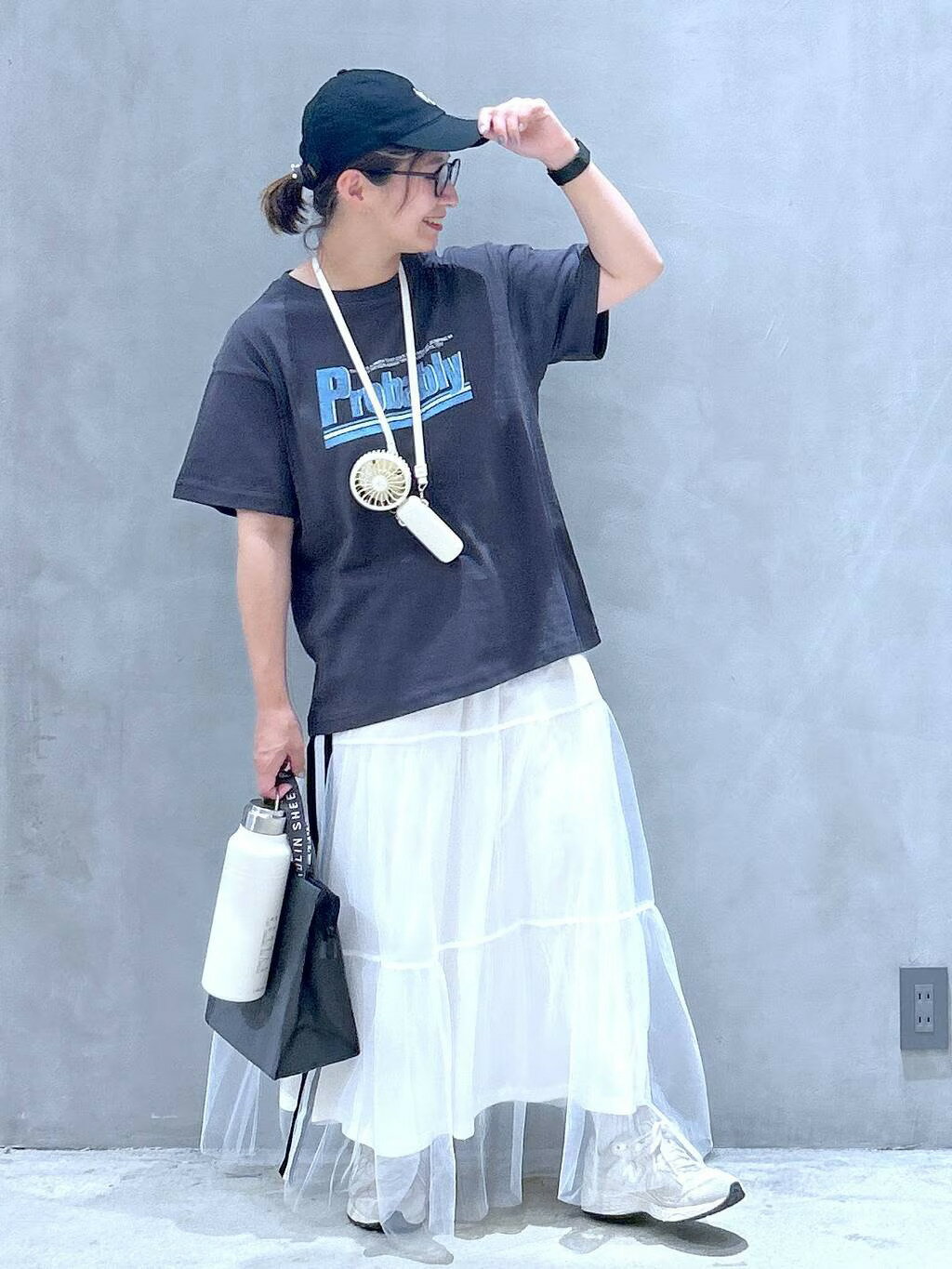 LAKOLEの【保温保冷】ハンドル付き真空ボトル(1L)を使ったコーディネートを紹介します。｜Rakuten Fashion(楽天ファッション／旧楽天ブランドアベニュー)4219038