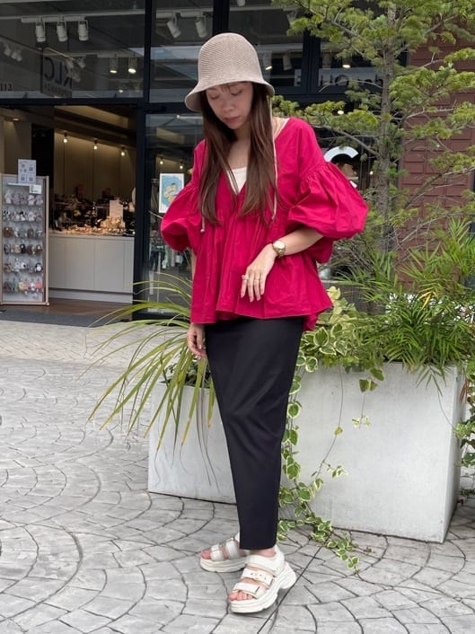 ESPERANZAの軽量厚底ソール ゴールドベルトスポーツサンダルを使ったコーディネートを紹介します。｜Rakuten Fashion(楽天ファッション／旧楽天ブランドアベニュー)4219945
