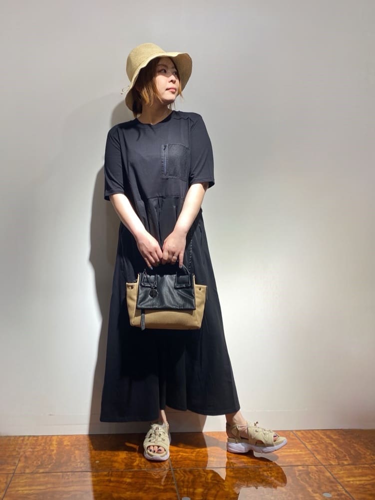 LASUDのコーディネートを紹介します。｜Rakuten Fashion(楽天ファッション／旧楽天ブランドアベニュー)4221908