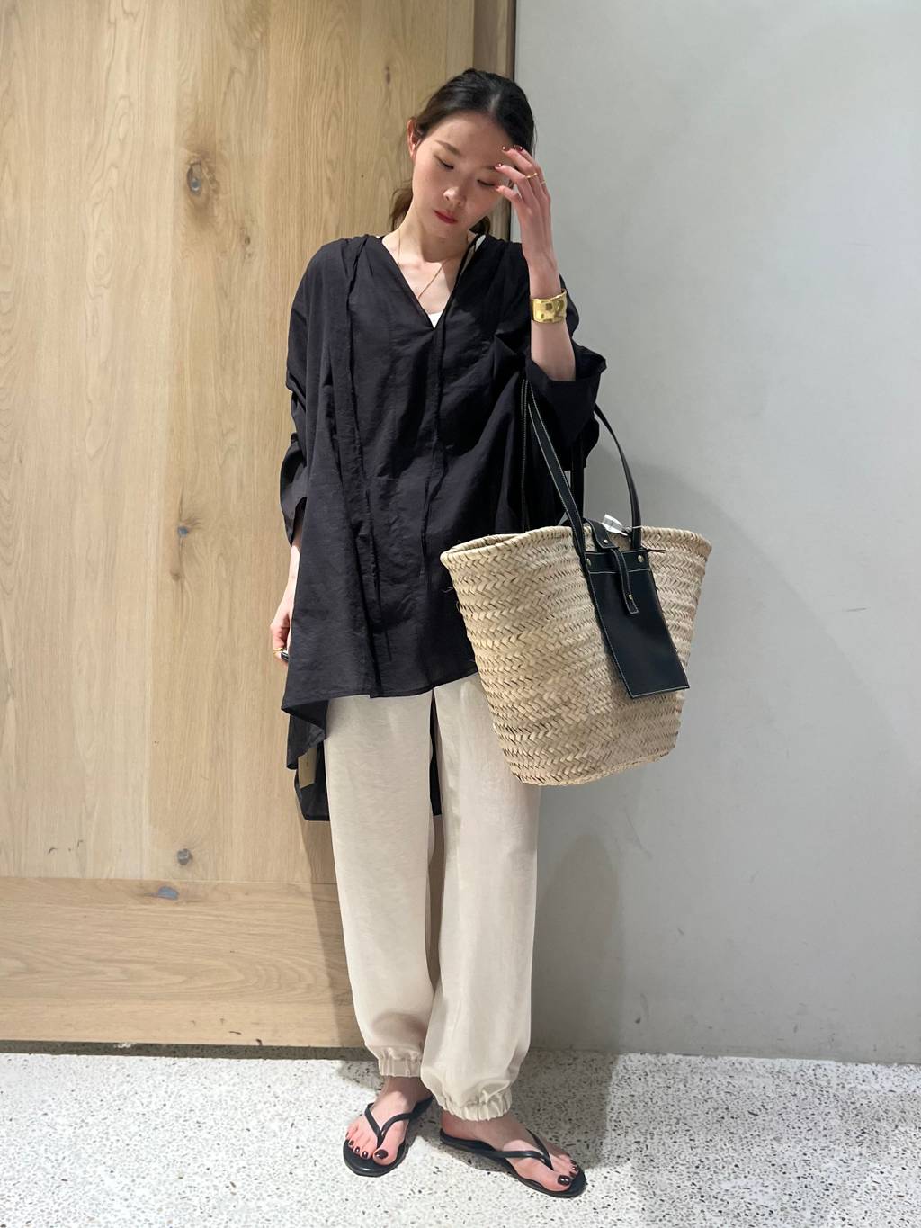 Curensologyのコーディネートを紹介します。｜Rakuten Fashion(楽天ファッション／旧楽天ブランドアベニュー)4236599