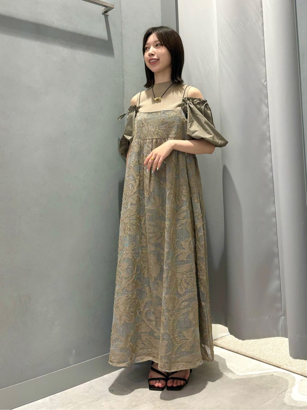 LASUDのネットカットジャガードワンピースを使ったコーディネートを紹介します。｜Rakuten Fashion(楽天ファッション／旧楽天ブランドアベニュー)4239692