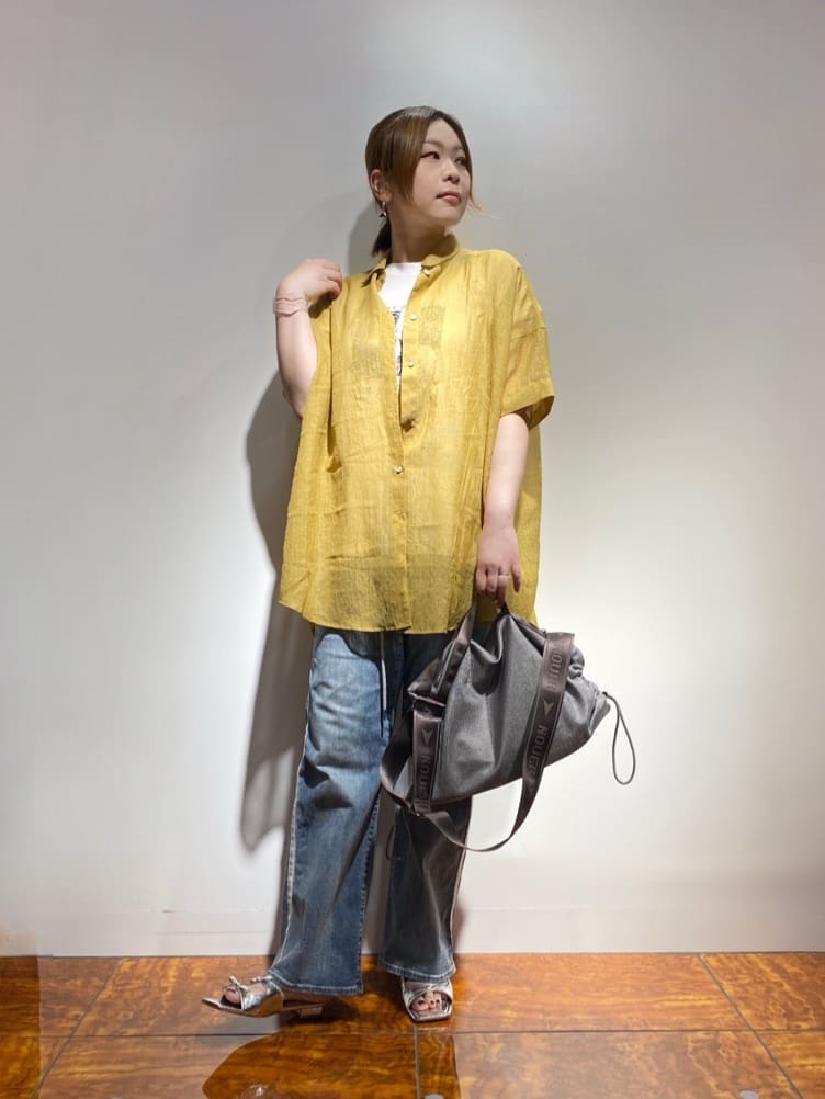 VinのボタニカルフォトプリントロゴTを使ったコーディネートを紹介します。｜Rakuten Fashion(楽天ファッション／旧楽天ブランドアベニュー)4249035