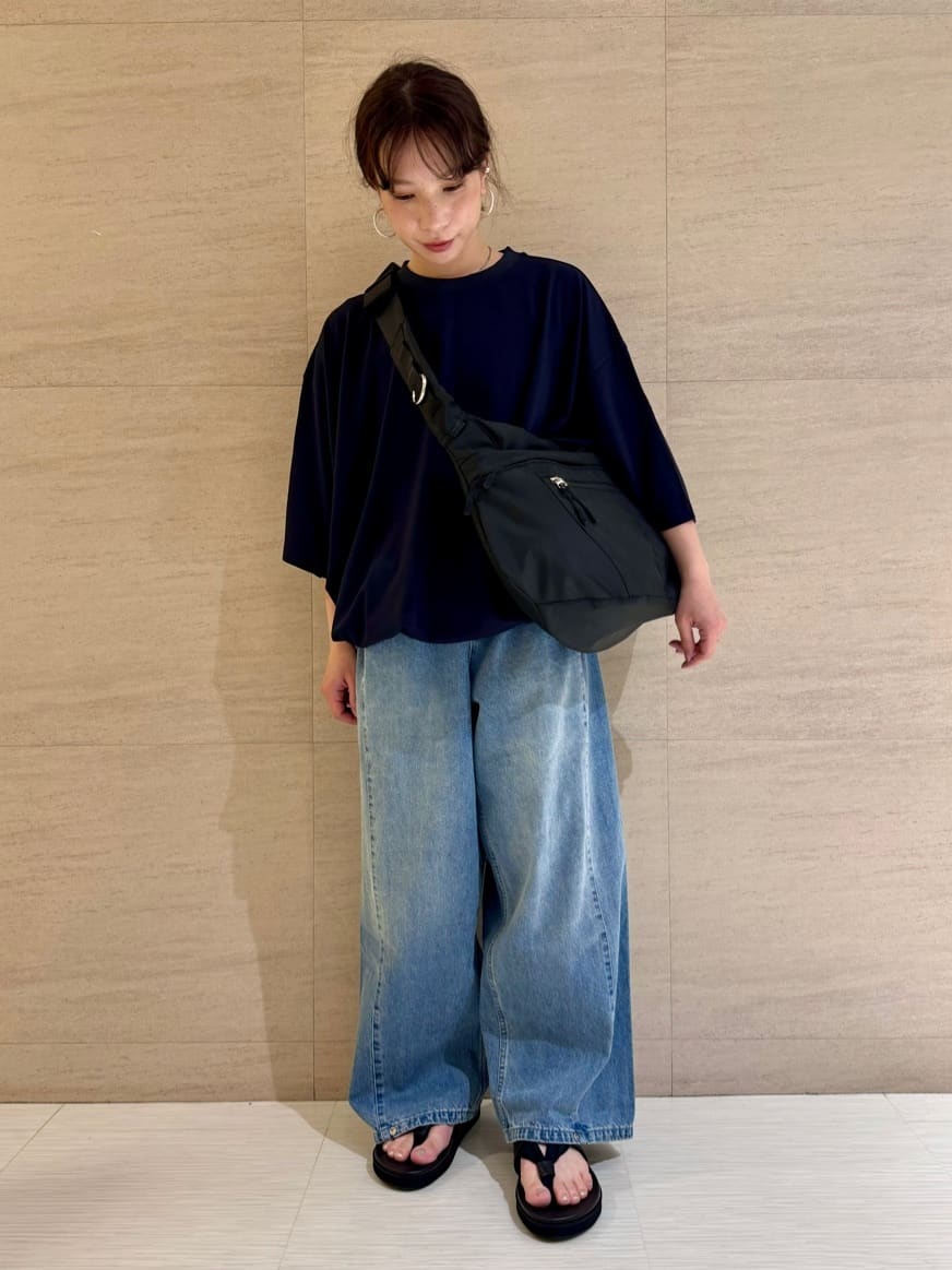 tk.TAKEO KIKUCHIのラウンドビッグショルダーバッグを使ったコーディネートを紹介します。｜Rakuten Fashion(楽天ファッション／旧楽天ブランドアベニュー)4250400