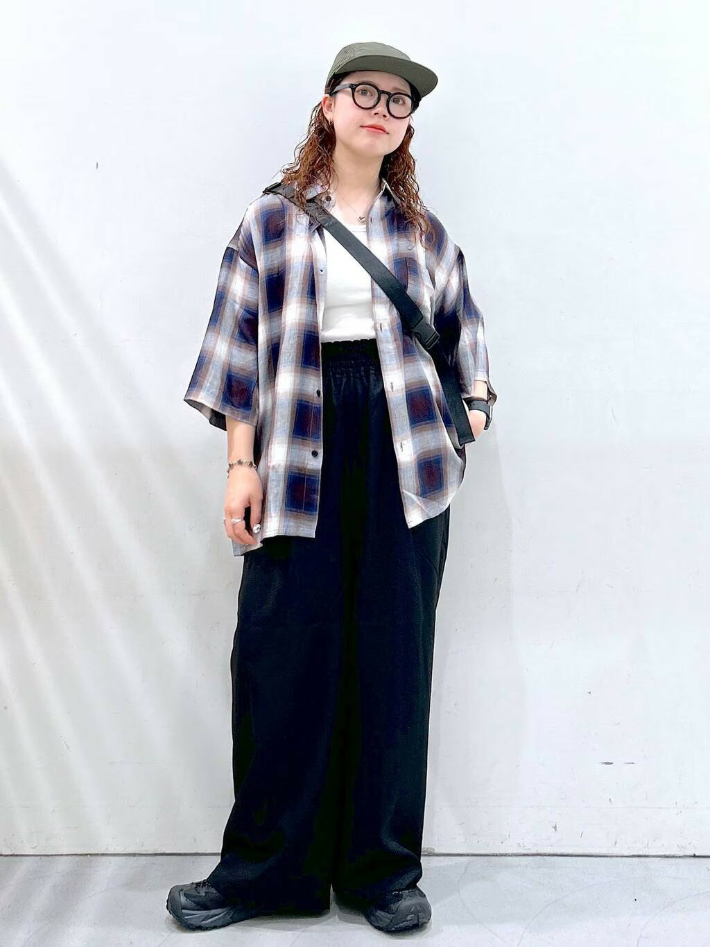 LAKOLEのコーディネートを紹介します。｜Rakuten Fashion(楽天ファッション／旧楽天ブランドアベニュー)4250981