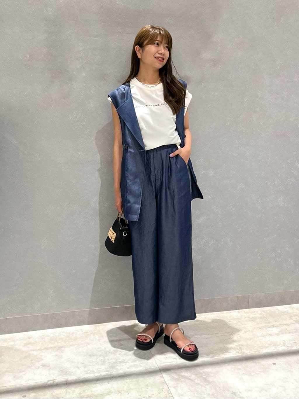 VinのロゴワッペンMINIメッシュバックを使ったコーディネートを紹介します。｜Rakuten Fashion(楽天ファッション／旧楽天ブランドアベニュー)4258578