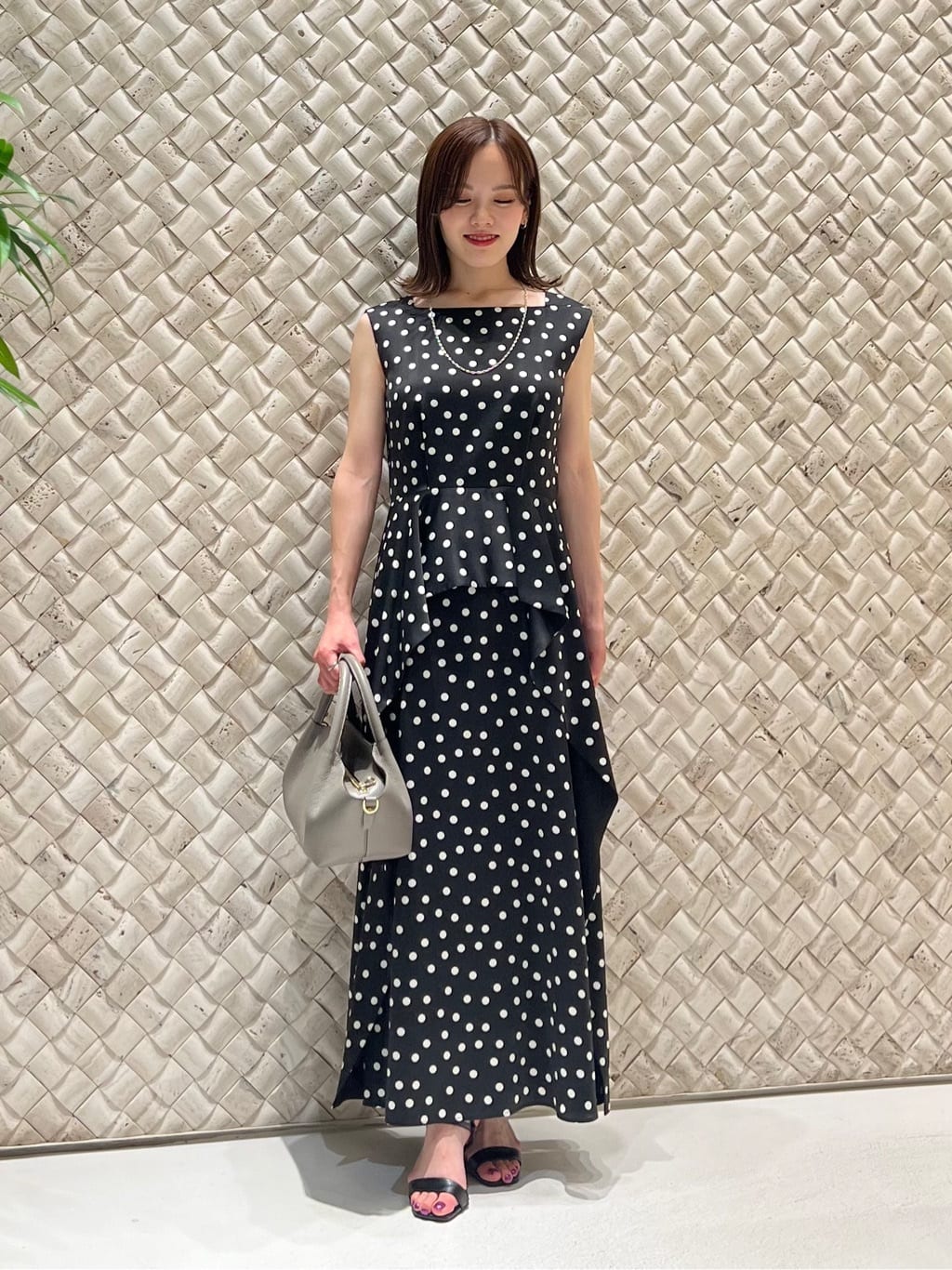 LOULOU WILLOUGHBY】サテンドットノースリーブワンピース