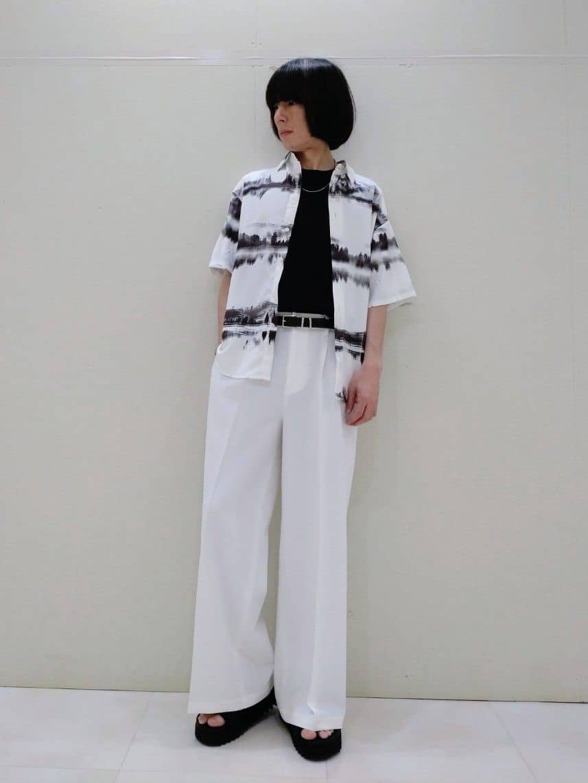 tk.TAKEO KIKUCHIの【Aラインシリーズ】スラックスを使ったコーディネートを紹介します。｜Rakuten Fashion(楽天ファッション／旧楽天ブランドアベニュー)4261701