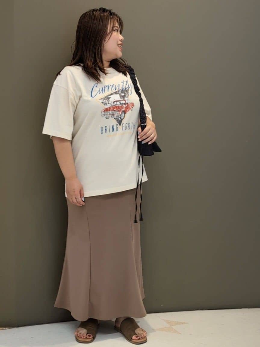 Green Parksのカットジョーゼットスカートを使ったコーディネートを紹介します。｜Rakuten Fashion(楽天ファッション／旧楽天ブランドアベニュー)4273898