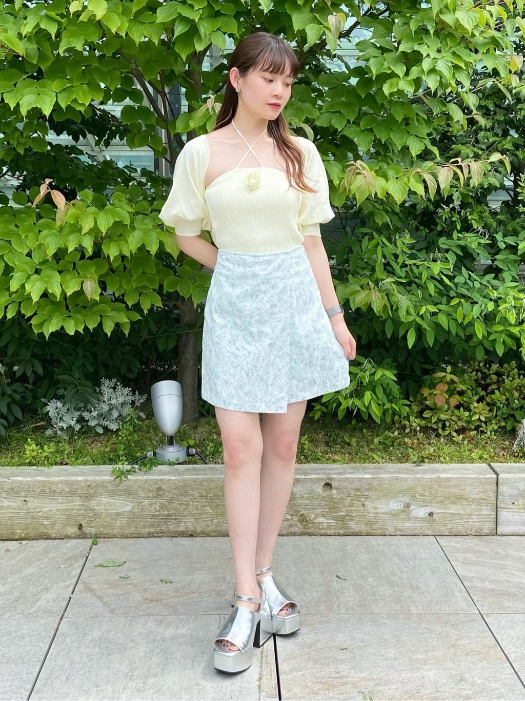 REDYAZELのフラワーレーススカショーパンを使ったコーディネートを紹介します。｜Rakuten Fashion(楽天ファッション／旧楽天ブランドアベニュー)4277140