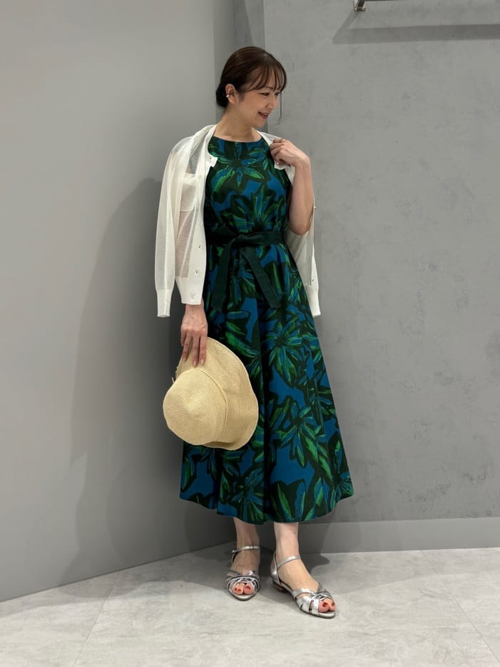 Vinのダブルポケットシアーカーディガンを使ったコーディネートを紹介します。｜Rakuten Fashion(楽天ファッション／旧楽天ブランドアベニュー)4279139