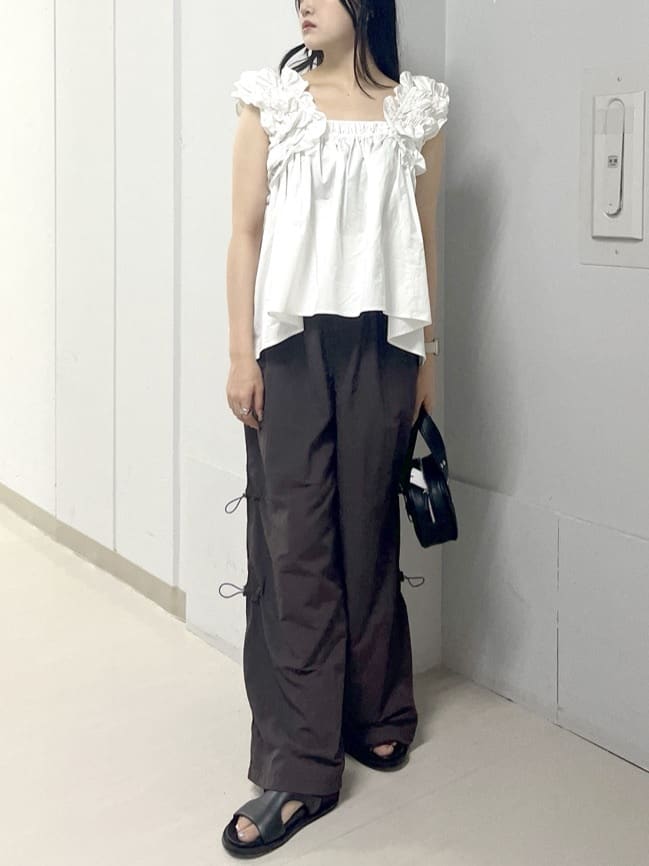 moussyのSHOULDER FRILLS トップスを使ったコーディネート | Rakuten 