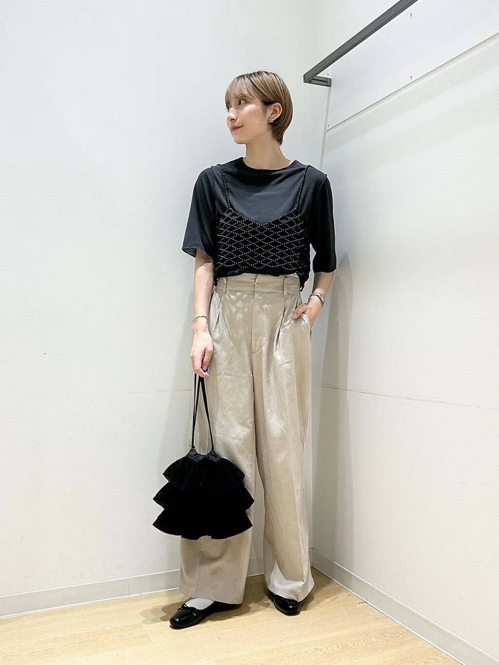 LAKOLEのアソートビーズビスチェを使ったコーディネートを紹介します。｜Rakuten Fashion(楽天ファッション／旧楽天ブランドアベニュー)4281783