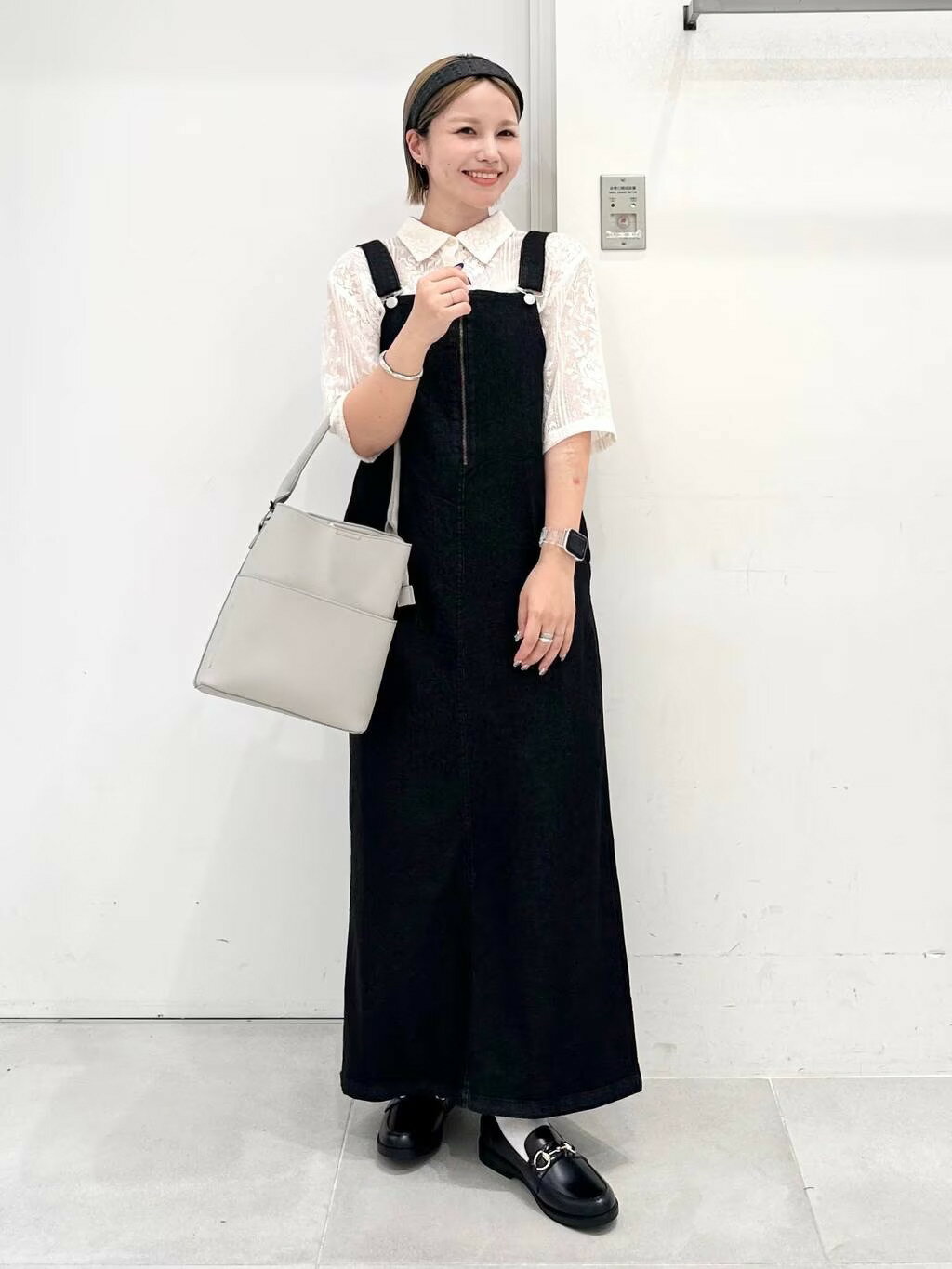 LAKOLEのワンハンドル2WAYスクエアバッグ3を使ったコーディネートを紹介します。｜Rakuten Fashion(楽天ファッション／旧楽天ブランドアベニュー)4281788