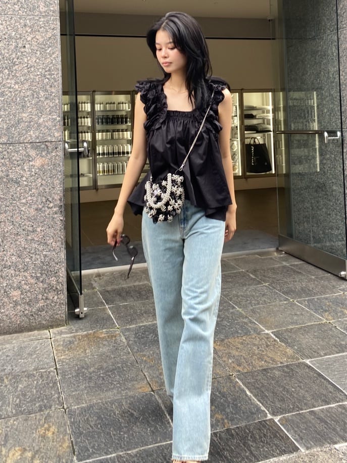 moussyのSHOULDER FRILLS トップスを使ったコーディネート | Rakuten 