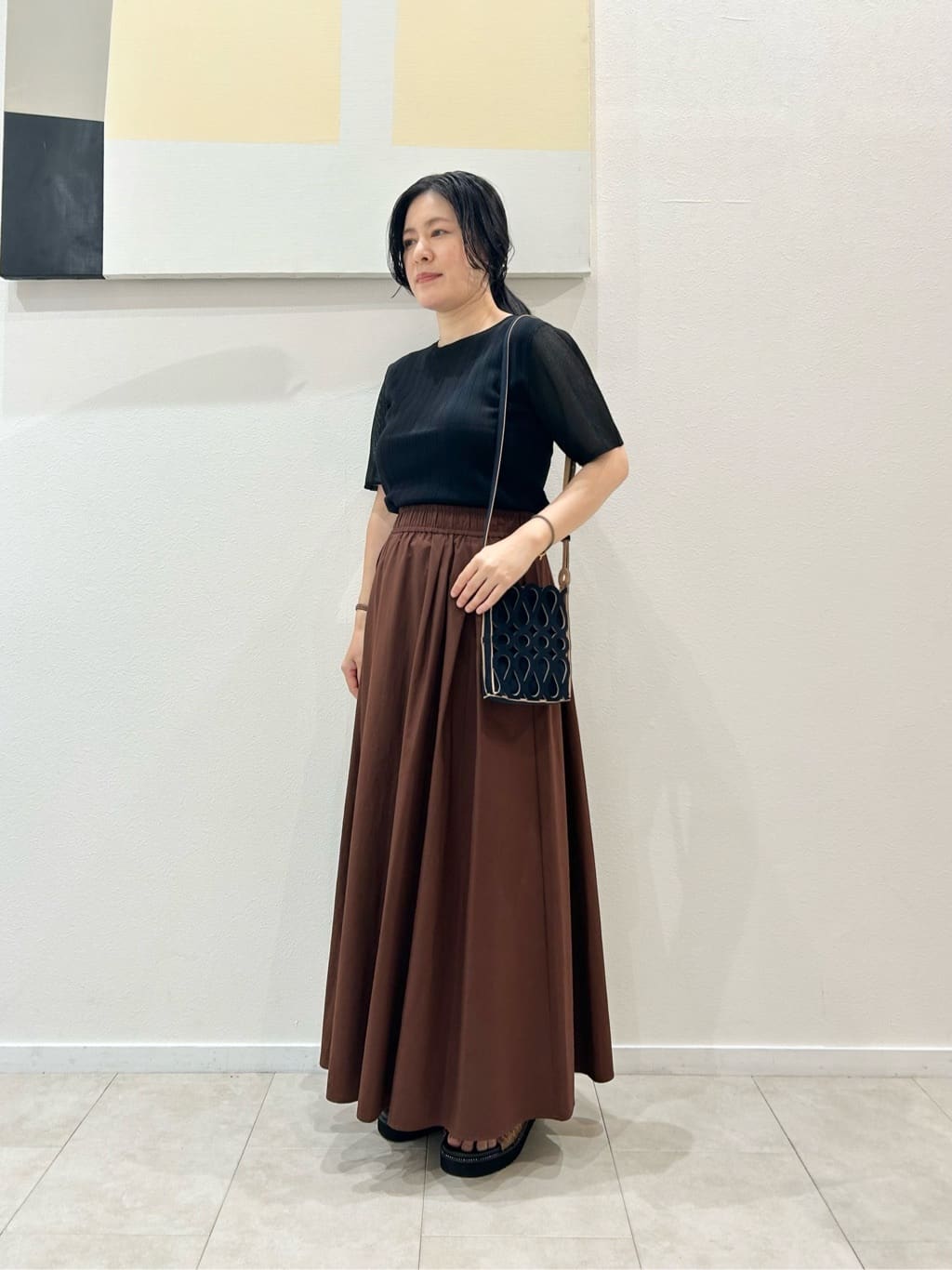 BEAUTY&YOUTH UNITED ARROWSのハリヌキ シアースリーブクルーネック ニット -ハンドウォッシャブル-<A DAY IN THE LIFE>を使ったコーディネートを紹介します。｜Rakuten Fashion(楽天ファッション／旧楽天ブランドアベニュー)4288019