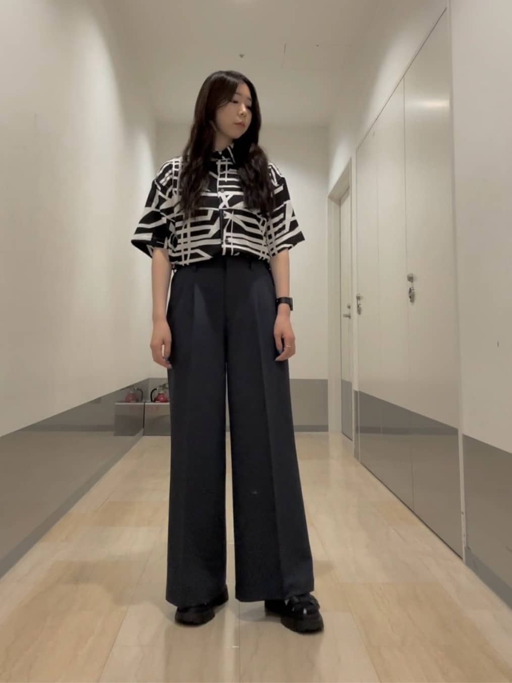 tk.TAKEO KIKUCHIの【Aラインシリーズ】スラックスを使ったコーディネートを紹介します。｜Rakuten Fashion(楽天ファッション／旧楽天ブランドアベニュー)4294737