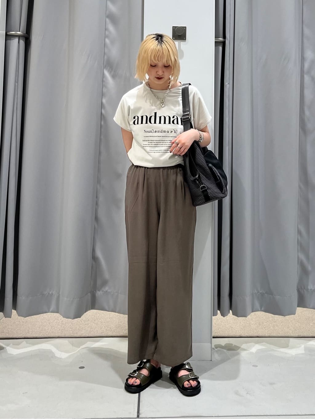 Vinのマルチウェイメッシュバックパックを使ったコーディネートを紹介します。｜Rakuten Fashion(楽天ファッション／旧楽天ブランドアベニュー)4304573