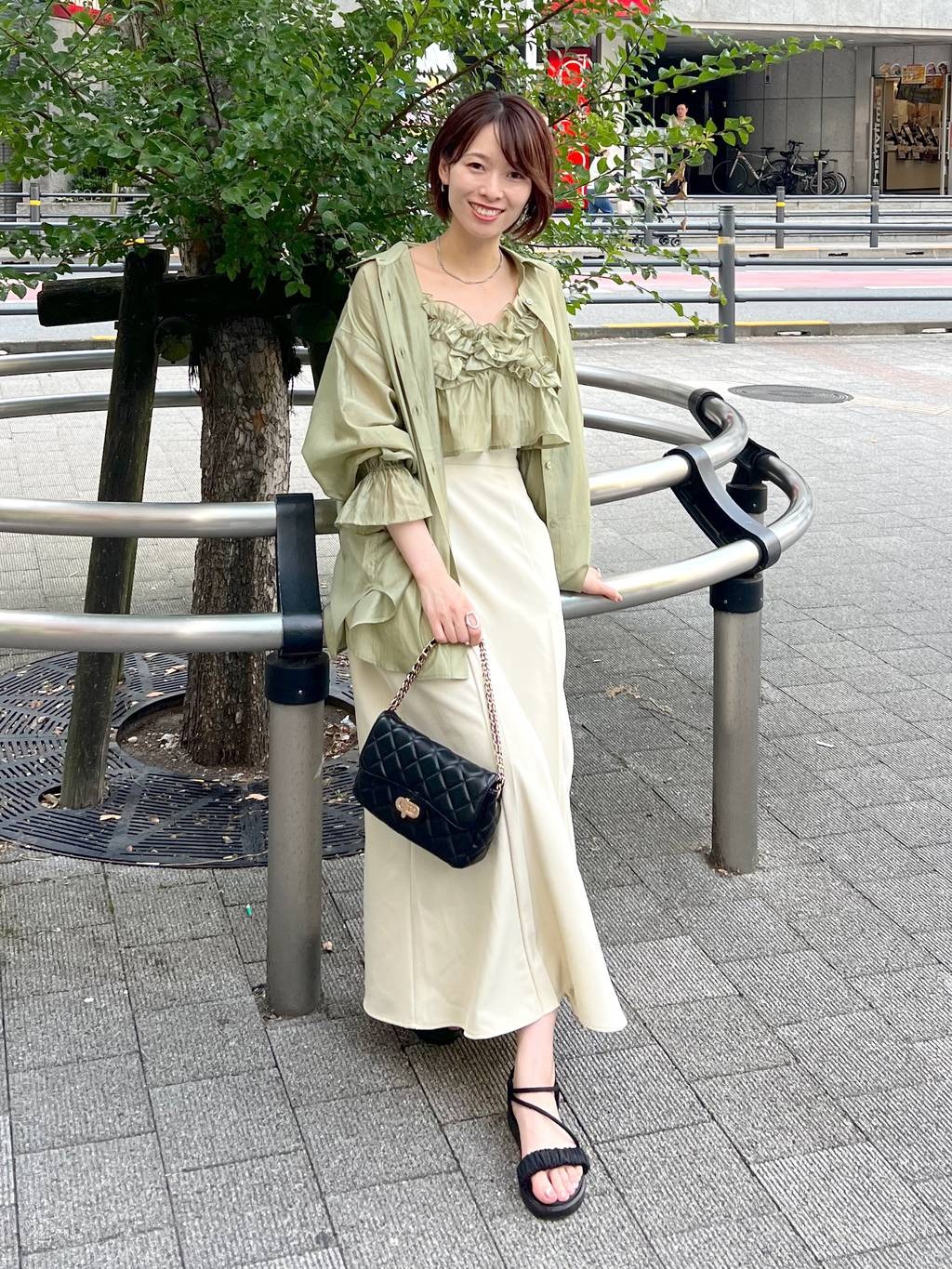 mysty womanのシャーリングナロースポサンを使ったコーディネートを紹介します。｜Rakuten Fashion(楽天ファッション／旧楽天ブランドアベニュー)4326586