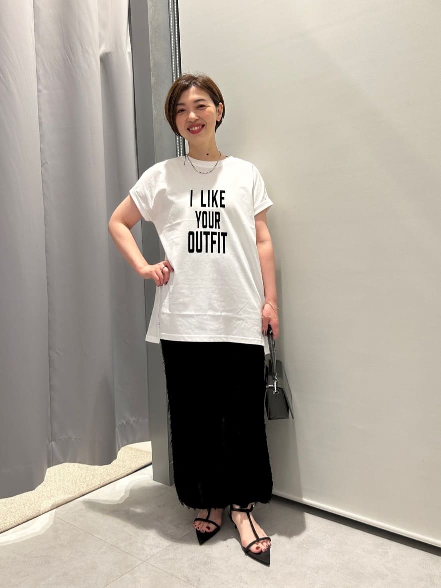 LASUDのロゴデザインTシャツを使ったコーディネートを紹介します。｜Rakuten Fashion(楽天ファッション／旧楽天ブランドアベニュー)4329287