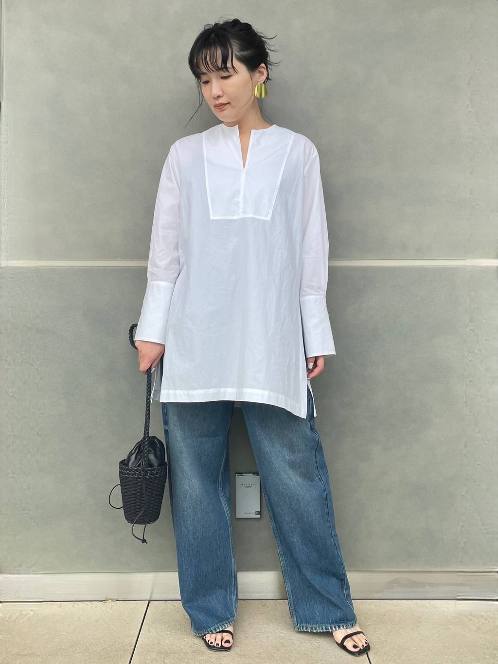 Curensologyの<&RC>ワイドルーズデニムパンツを使ったコーディネートを紹介します。｜Rakuten Fashion(楽天ファッション／旧楽天ブランドアベニュー)4334866