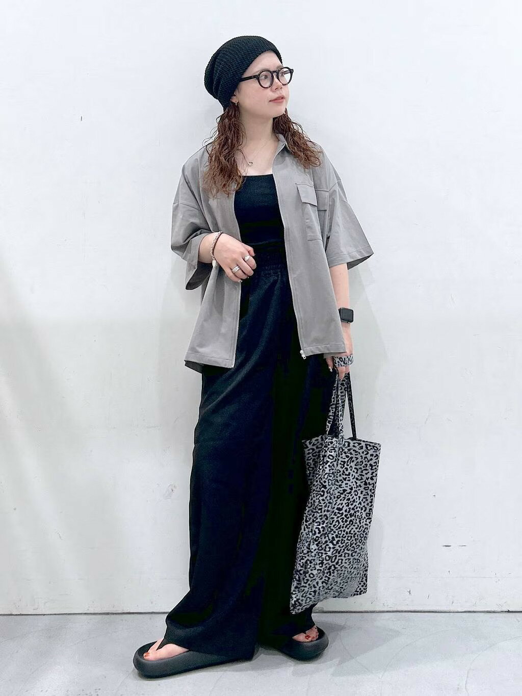 LAKOLEの3パーテーショントートバッグを使ったコーディネートを紹介します。｜Rakuten Fashion(楽天ファッション／旧楽天ブランドアベニュー)4338056