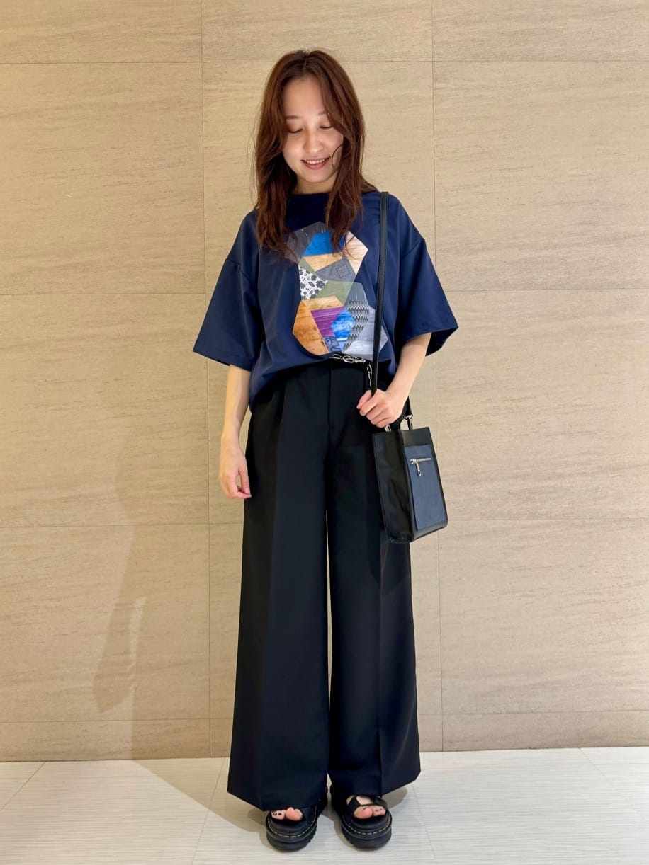 tk.TAKEO KIKUCHIのウッドペインティングTシャツを使ったコーディネートを紹介します。｜Rakuten Fashion(楽天ファッション／旧楽天ブランドアベニュー)4342890