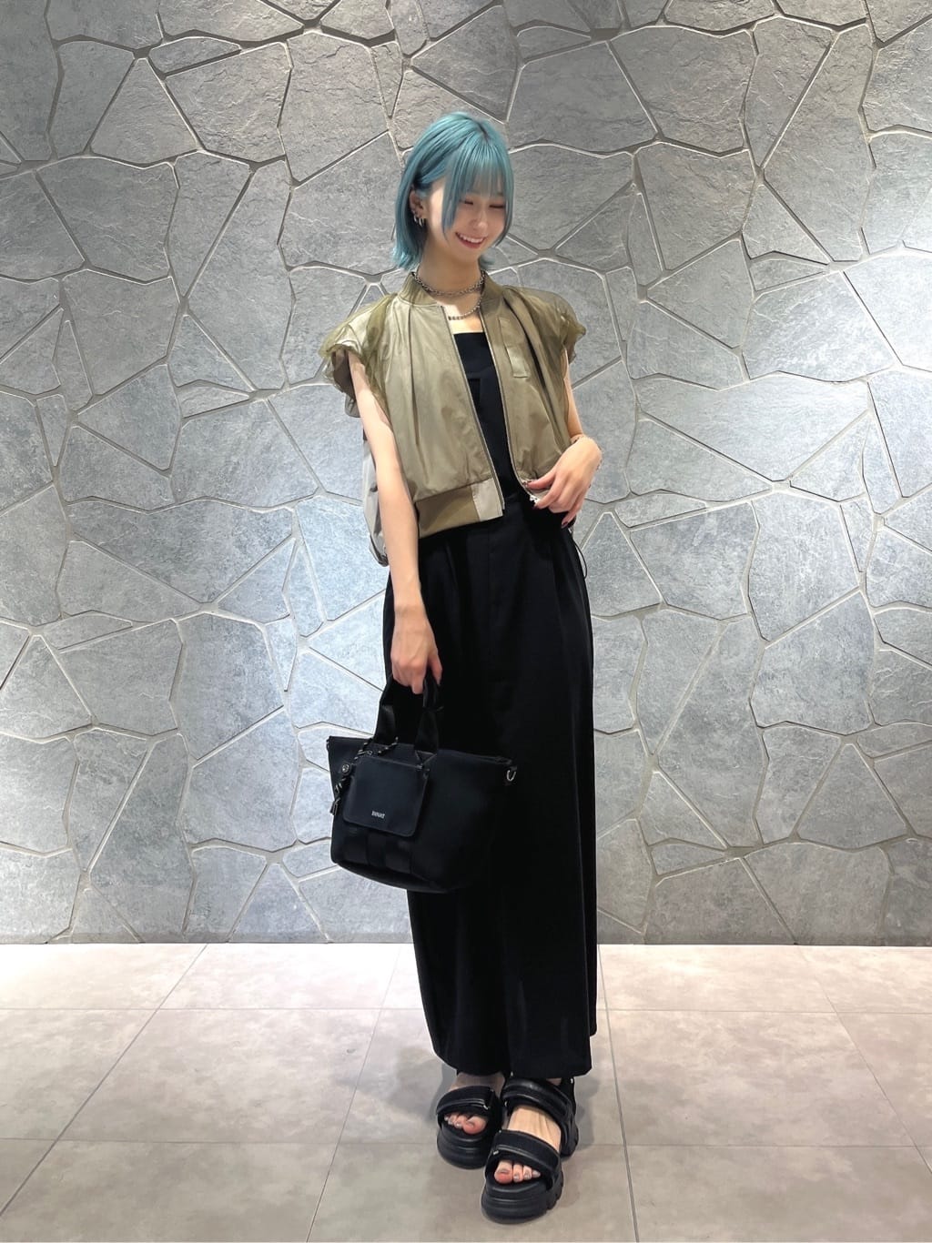 LASUDのチュールドッキングノースリブルゾンを使ったコーディネートを紹介します。｜Rakuten Fashion(楽天ファッション／旧楽天ブランドアベニュー)4345143