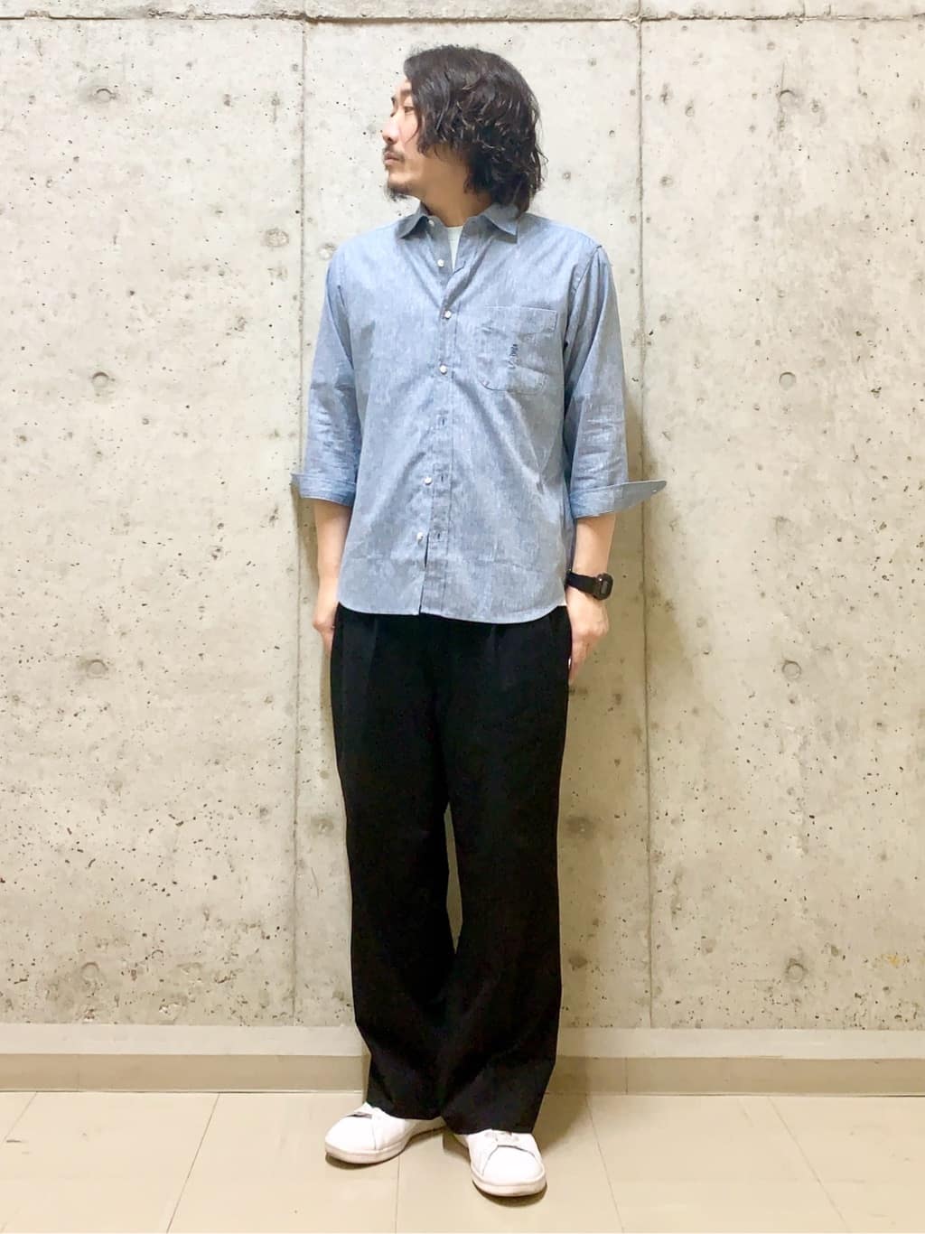 TAKEO KIKUCHIの【7分袖/軽羽織】ハイブリッド リネンシャツを使ったコーディネートを紹介します。｜Rakuten Fashion(楽天ファッション／旧楽天ブランドアベニュー)4346604