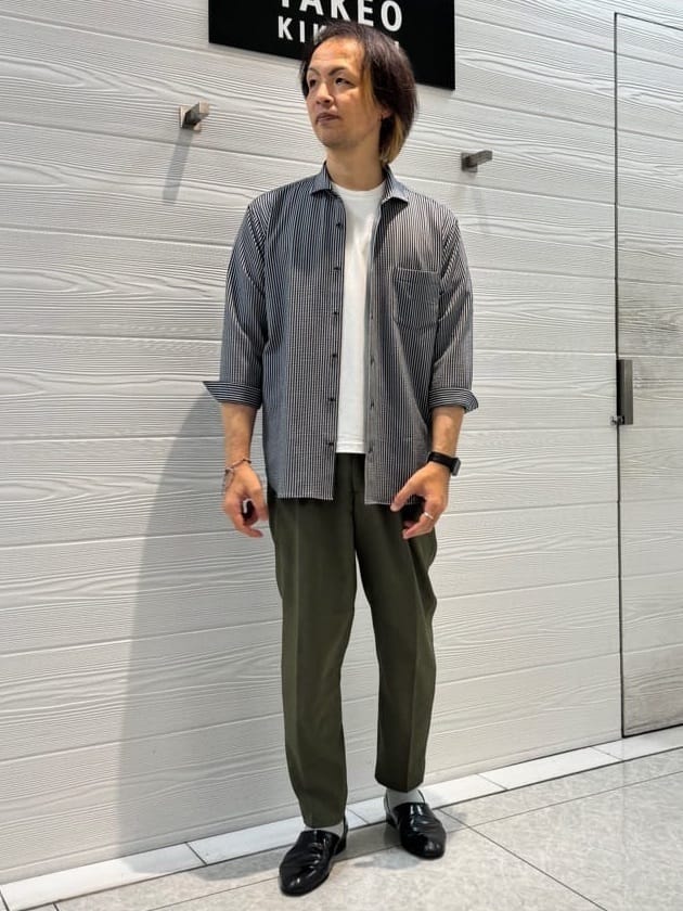 TAKEO KIKUCHIの【抗菌防臭/7分袖】サッカージャージ ストライプシャツを使ったコーディネートを紹介します。｜Rakuten Fashion(楽天ファッション／旧楽天ブランドアベニュー)4346641
