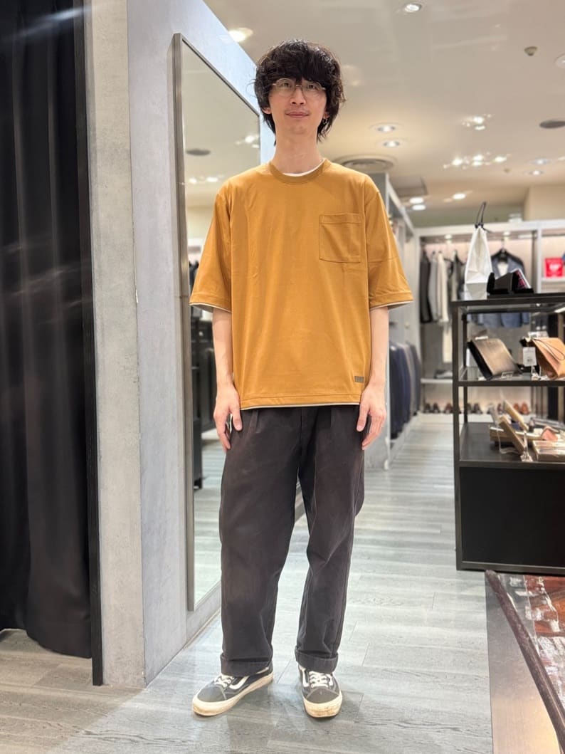 TAKEO KIKUCHIの【接触冷感/日本製】レイヤード Tシャツを使ったコーディネートを紹介します。｜Rakuten Fashion(楽天ファッション／旧楽天ブランドアベニュー)4351792