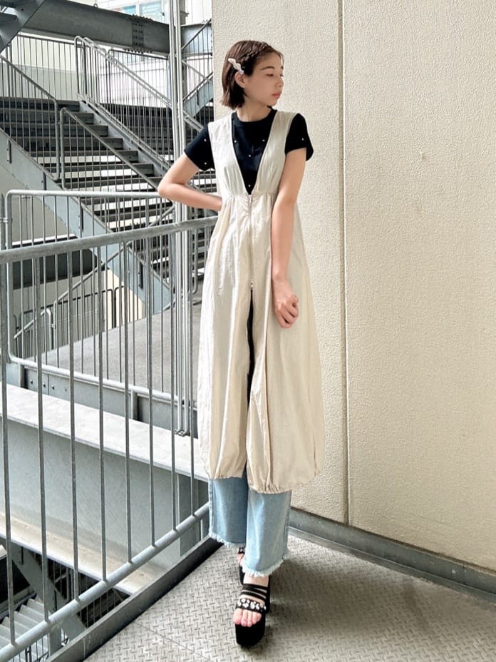 REDYAZELのフロントジップジャンスカを使ったコーディネートを紹介します。｜Rakuten Fashion(楽天ファッション／旧楽天ブランドアベニュー)4352109