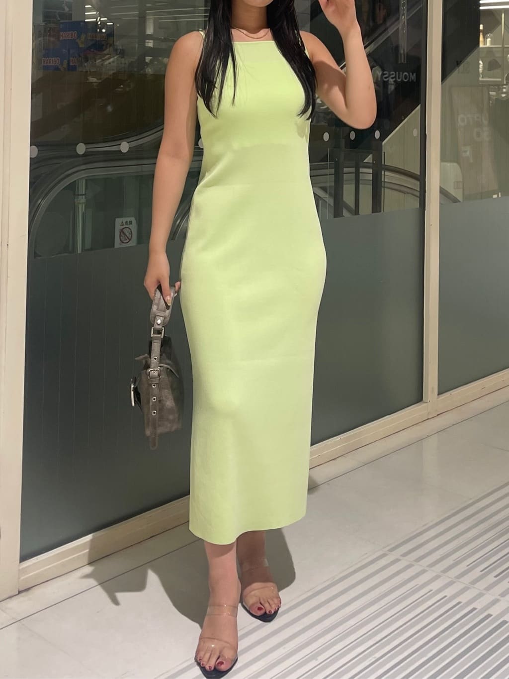 moussy | BACKLESS ニットドレス | Rakuten Fashion(楽天ファッション
